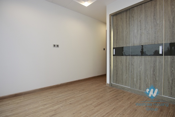 Two bedrooms apartment for rent in Vinhome Metropolis, Ba Dinh district, Ha Noi